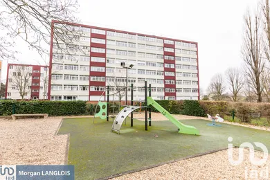 Apartment at Viry-Châtillon (91170)