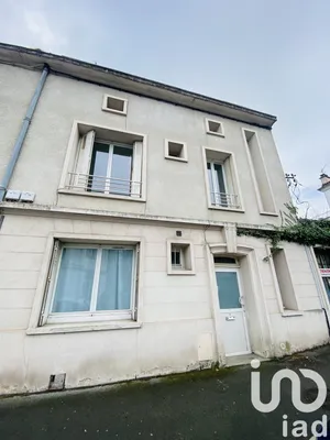 Building at Poitiers (86000)