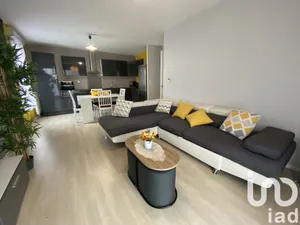 Apartment at Évry (91000)