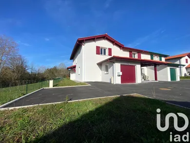 Pavillon à Ustaritz (64480)