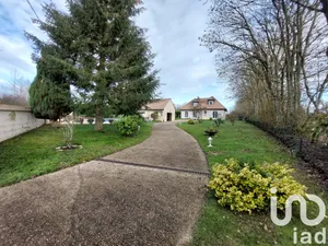 Maison à Auxy (71400)