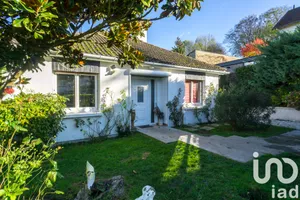 Maison à Chessy (77700)