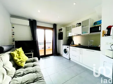 Appartement à La Londe-les-Maures (83250)