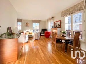 Apartment at La Garenne-Colombes (92250)