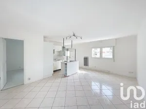 Apartment at Pontault-Combault (77340)