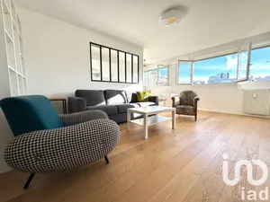 Apartment at Paris (75015)