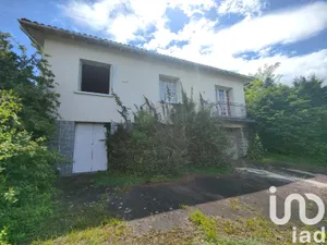 House at Bussière-Badil (24360)