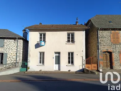 Maison à Saint-Cernin (15310)