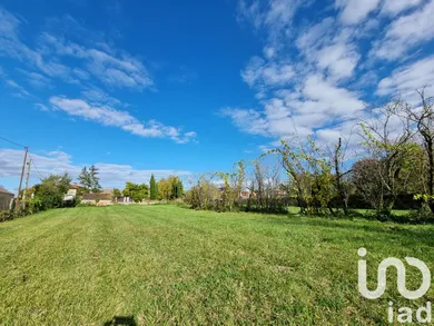 Land at Coussay (86110)