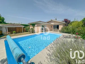 Maison à Le Taillan-Médoc (33320)