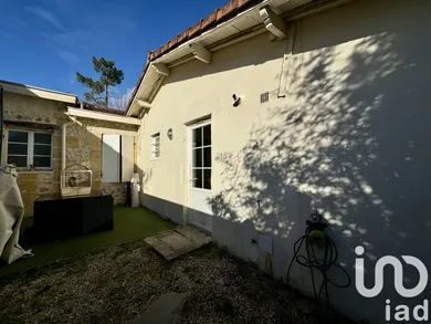 Townhouse at La Brède (33650)