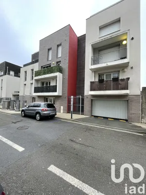 Apartment at Romainville (93230)