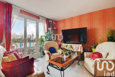 Apartment at Bry-sur-Marne (94360)