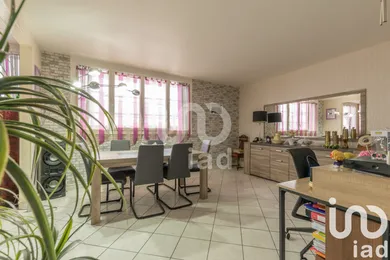 Apartment in Saint-Michel-sur-Orge (91240)
