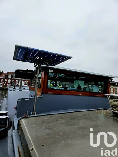 Barge at Douai (59500)