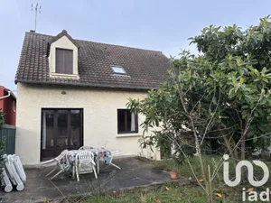 House at Les Mureaux (78130)