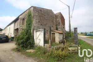 Maison de village à Bords (17430)