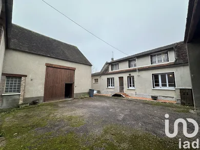 Village house at Sergines (89140)