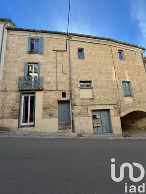 Building at Sommières (30250)