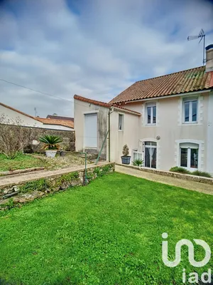 House at Chauché (85140)