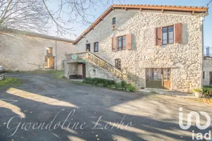 Maison traditionnelle à Mauroux (46700)
