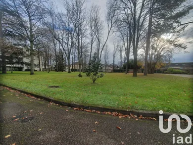 Studio at Sens (89100)