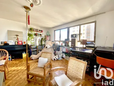 Apartment at Paris (75019)