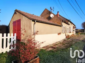 Longere at Gilly-sur-Loire (71160)