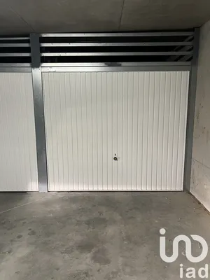 Parking at Bruz (35170)