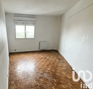 Apartment at Bobigny (93000)