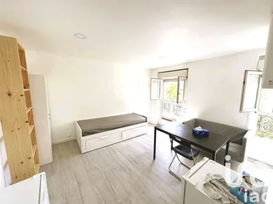 Apartment at Clichy (92110)