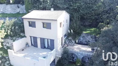 Maison traditionnelle à La Garde-Adhémar (26700)