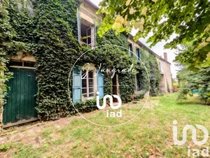 Longere at Auvers-sur-Oise (95430)