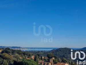 Traditional house in Les Adrets-de-l'Estérel (83600)