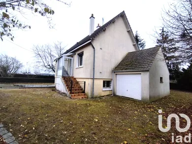 Pavillon à Meslay (41100)