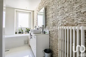 Apartment at Montrouge (92120)
