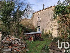 Village house at Cellettes (16230)