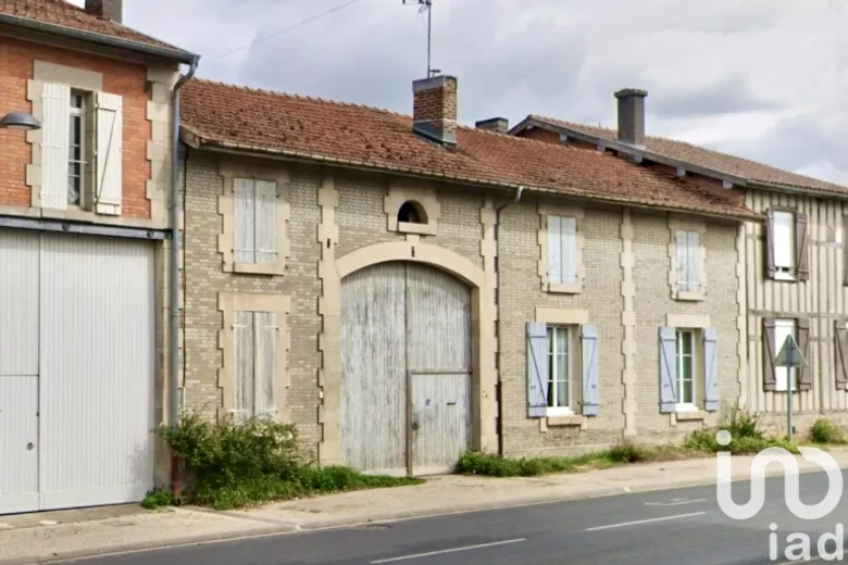 Maison 7 pièces 162 m² · à Heiltz-le-Maurupt · 162 m² · 139 000 €
