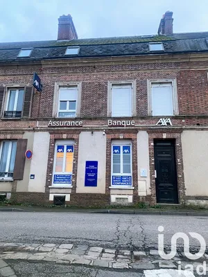 Building at Mesnils-sur-Iton (27240)