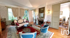 Mansion at Lèves (28300)