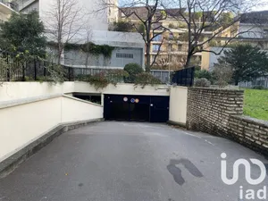 Parking à Paris (75013)