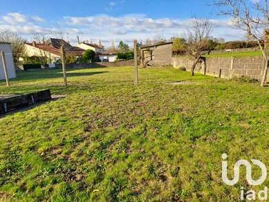 Terrain à bâtir à Les Herbiers (85500)