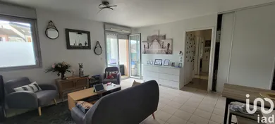 Apartment at Linas (91310)