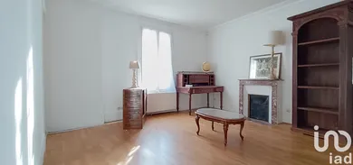 Apartment at Chaville (92370)