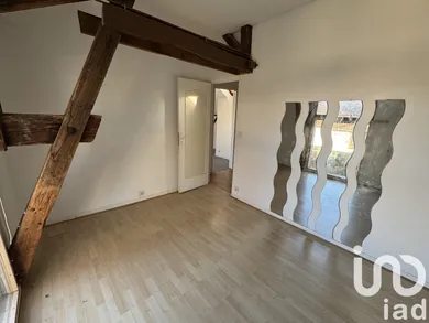 Apartment at Montereau-Fault-Yonne (77130) — 4/7