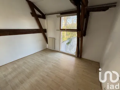 Apartment at Montereau-Fault-Yonne (77130) — 3/7