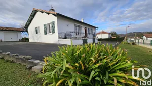 Maison de village à Aïcirits-Camou-Suhast (64120)