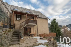 Maison de village à Huez (38750)