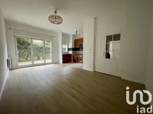 Apartment at Saint-Denis (93210)