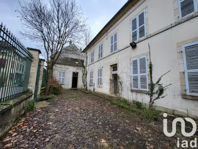 Immeuble à Ancy-le-Franc (89160)